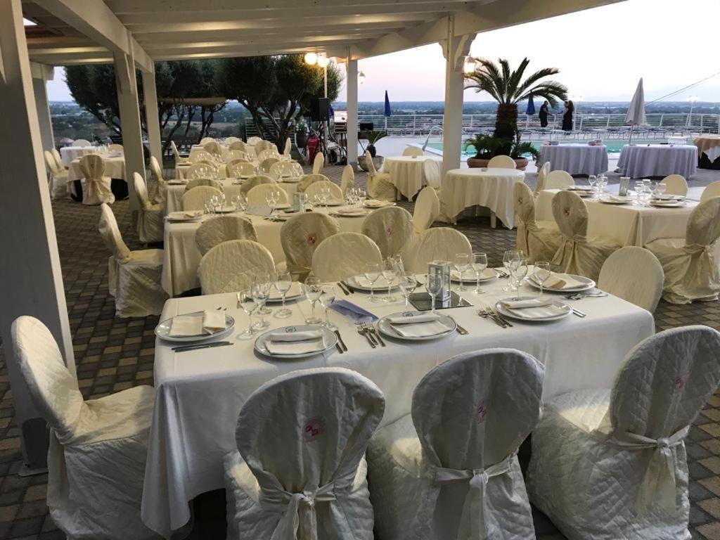Hotel Ristorante Paradiso 알바넬라 외부 사진